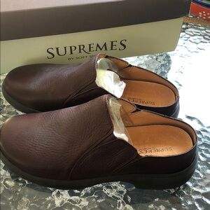 Supremes Brown Leather Slip-On Loafers 315900 10 WW